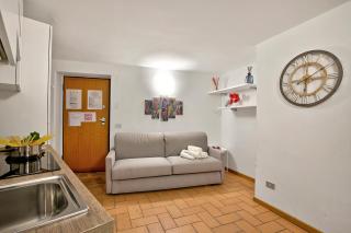 Lemon House With Shared Pool - Happy Rentals - 2