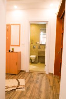 Kuqi Apartment - 2