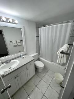 Shine Suites Balcony Studio 7 - 8