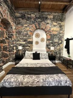 Urban Chic Apartment Black - Como - 1