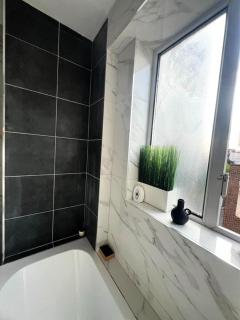 London Luxe Apartment - Spacious & Stylish - Londra - 3