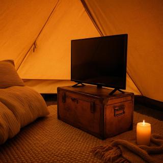 Cozy Wigwam with Heating & tv - 9