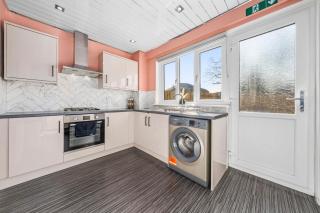 Quirky, Family Home in Glasgow - 3