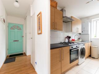 Pass the Keys Bright 2-bed Flat by Thames Fast London Access - Londra - 3