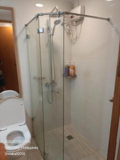 Ohana Suites 2 Studio Lot 8 Condo Near Ayala Cebu City with fast Wifi and Netflix - Cebu - 4