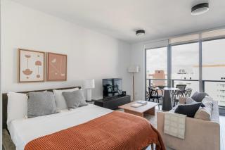 Blueground Brickell pool wd nr City Centre MIA-133 - 4