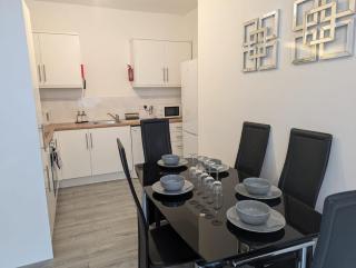 Three Bed City Stays - Newcastle upon Tyne - 6