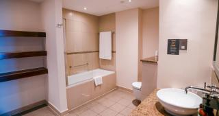 Staybridge Suites Yas Island Abu Dhabi by IHG - 8