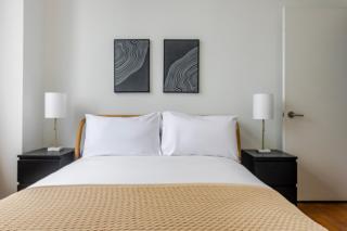 Blueground Hells Kitchen BBQ nr Hudson River NYC-1820 - 1