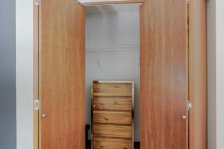 Blueground Brighton balcony nr Seward Park SEA-874 - 1