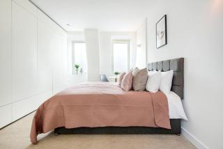 Hounslow Central Studio Aparments - 0