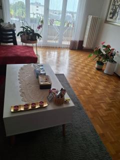 Studio meublé avec TV, cuisine, sdb - 7