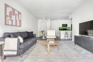 Burbank 1BR w Pool Gym 10 min to Univ Studios LAX-575 - 8