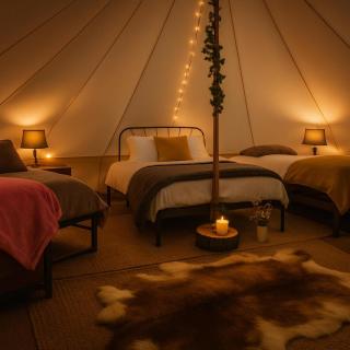Huge Cozy Bell Tent with Tv and Heating - 0