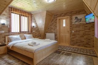 Centrul de Echitatie Poiana Brasov - Poiana Brasov - 8