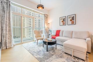 Seamless Access to Marina Mall, JBR Beach, Dining And Shopping Spots, Just A Few Meters from the Tram Station - Continental Tower, Dubai Marina by Deluxe Holiday Homes - 7