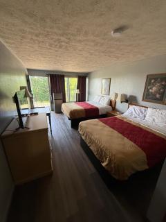 Lakeview Inn - 1