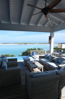 Bahari House - Luxury Oceanfront Villa with Spectacular View, Pool, Spa and Dock - Hartswell - 1