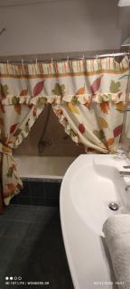 Delux 3 Bedroom Apartment Exceptional Location - Sparta - 5