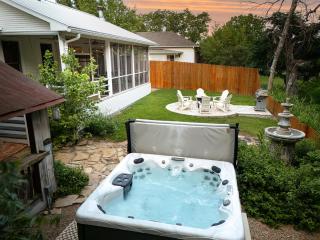 Charmed Haus - Hot tub & Pool Table - 5