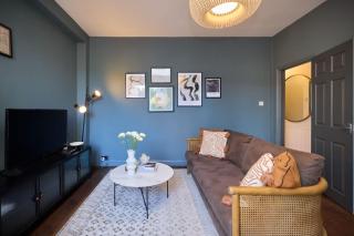 East Finchley Retreat - 2BDR Ground floor flat with Terraces - London - 0