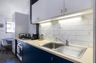 Stylish New Farm Studio Near Cafes & River - 7