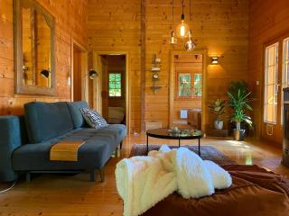 Peaceful Mountain Chalet for 4, with Garden, Games & BBQ - Ovronnaz - 4