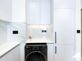 Luxury & Comfort 1B at Binghatti Amber & Balcony - 1