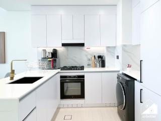 Luxury & Comfort 1B at Binghatti Amber & Balcony - 9