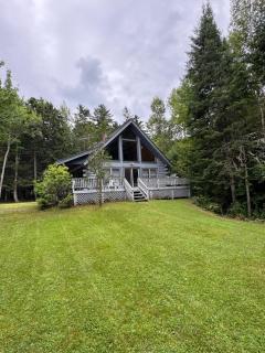 Outta Range Outta Range, A Cozy Log Home Retreat - Rangeley - 9