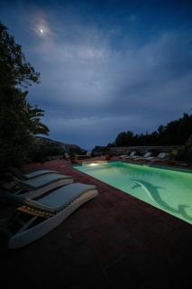 Staffed, unique and luxurious coastal villa in beautiful Anidri, Paleochora - Palaiochora - 4