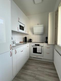 Modern apartment next to metro - Free Parking - Espoo - 6