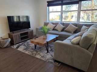 Entire New Built - Spacious 3-bedroom Suite. - Regina - 6