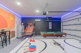 Magical 8BR Villa by Disney w Pool Theme Game Rms - Kissimmee - 0