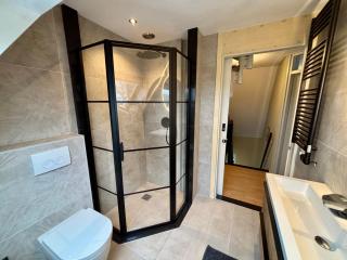 Heerlijk vakantiehuis met jacuzzi, ruime tuin en veel privacy - Schoonloo - 6