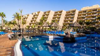 Apartamento Familiar con Terraza en Bahia Feliz - 5
