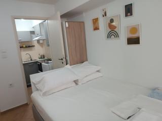 Despina's sweet studio -FREE PRIVATE PARKING -near panthessaliko stadium and public pool of Nea Ionia - Volos - 3