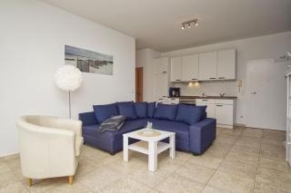 Villa Bergfrieden Ferienwohnung Nr 7 mit Schwimmbad und Saunanutzung im AHOI-Erlebnisbad Sellin - Göhren - 1