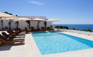 Tranquil Retreat Villa in Cap Martinet, 1063 - 4