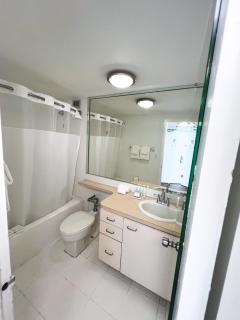 Shine Suites Studio 11 - 2