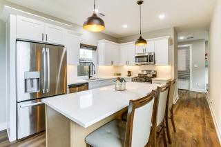 Modern Home with Private Yard in Northeast H-Town! - 7