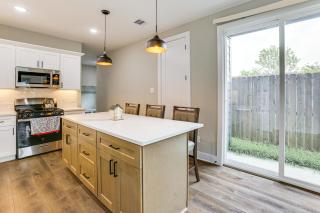 Modern Home with Private Yard in Northeast H-Town! - 3