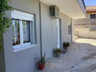 Happy and cozy apartment in Kiato - 3