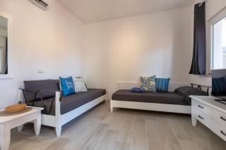 Calarossa Beach House - 5