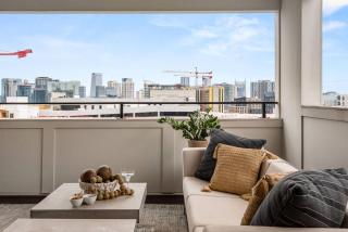 HILL HOUSE | Walk to Gulch! Sauna, Hot Tub, Gym! - 9