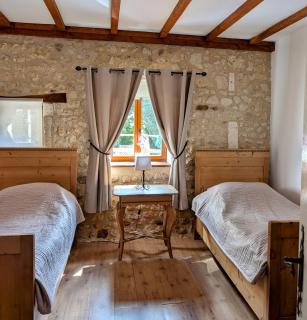 Gîte Belle, Piscine privée, vue sur la campagne - 3