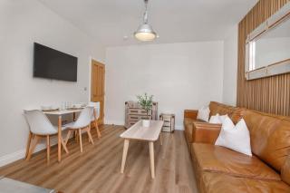 The Granville 4 bedroom house sleeps 7 - 7