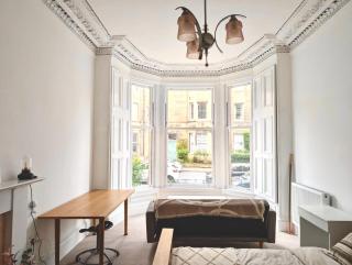 Festival let in Edinburgh Ground Floor Flat - 1