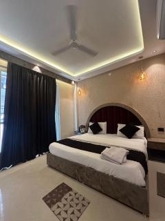 Hotel Durga Palace by Veda Group of Hotels - 9