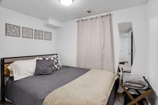 Cozy Garden Apartment in Chicago - 7